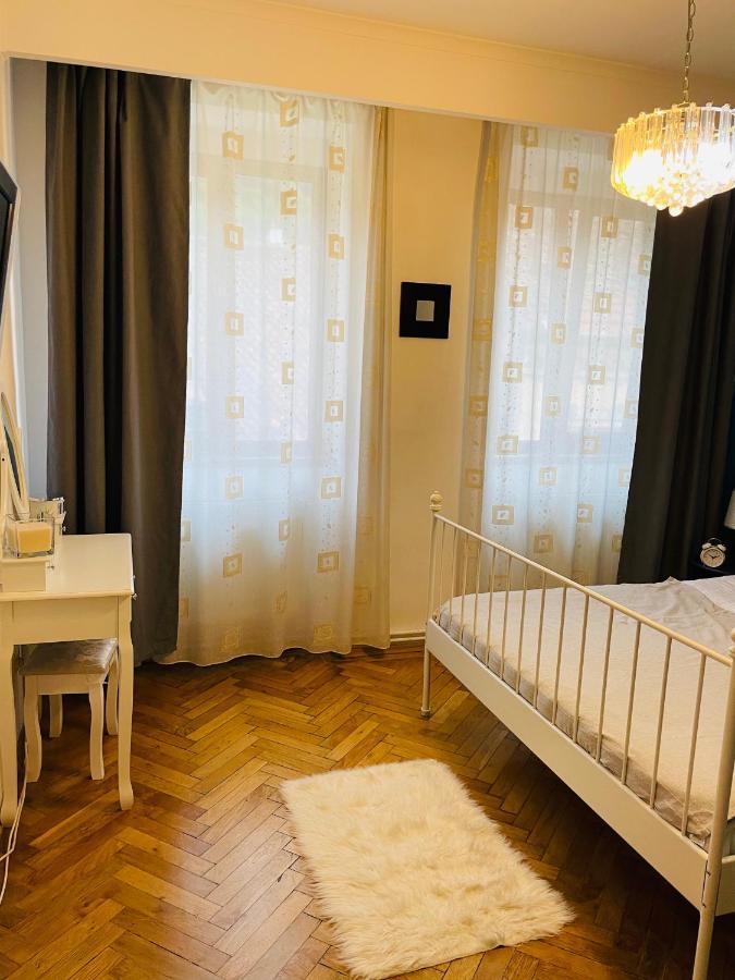 Postavarului Apartment Brasov Exterior photo